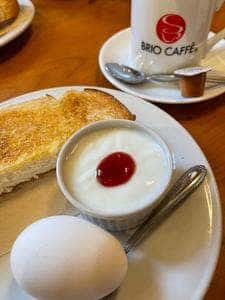 ブリオカフェ セノパーク津白塚店