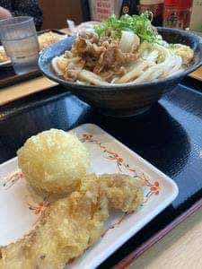 セルフうどん やま ルピア店