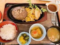 よみうりゴルフ倶楽部 レストラン