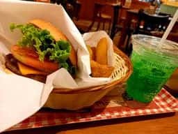 フレッシュネスバーガー 新横浜店