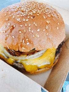 フレッシュネスバーガー 新宿6丁目店