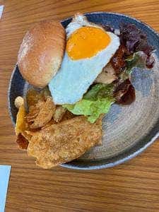 COMUNUS MAKUHARI