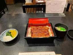 阿づ満や