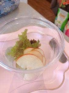 猫とウサギとスイーツのお店 crème chantilly