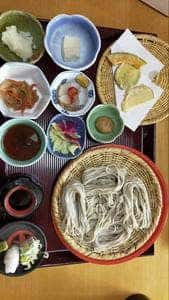 岩戸屋