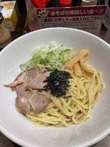 油そば専門 兎 荒田店