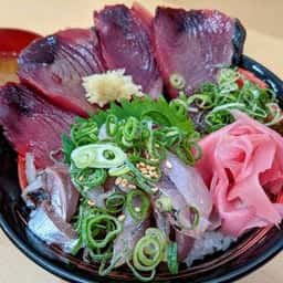 市場食堂 駅前 中央市場店