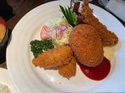 洋食やろく本店