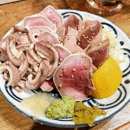 もつ焼き にんべん
