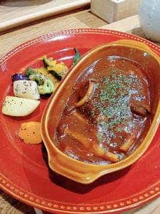 Elefans’ Cafe&BAL
