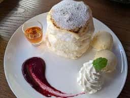 512CAFE&SWEETS Osaka