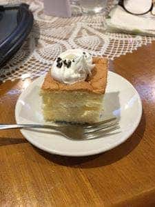 絵本カフェなないろ