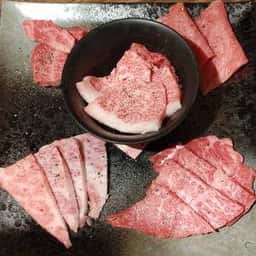近江牛ホルモン焼肉 カメチク 石山店