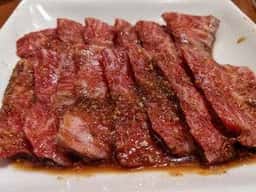 焼肉屋 金肉苑