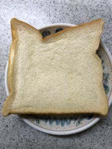 クリスベーカリー