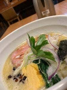 めん結び 光の葉