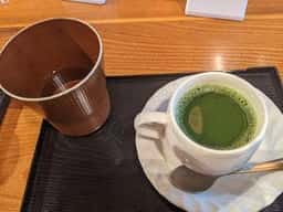 京都御苑 中立売北休憩所