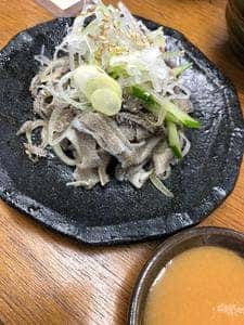 鶴見川橋もつ肉店