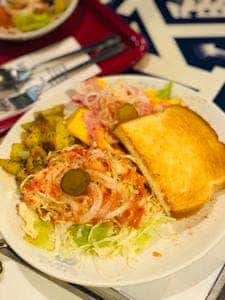 U・K WILDCATS CAFE 高井田本店