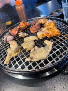 精肉・とり焼 新家