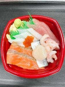 丼丸けんちゃん 緑が丘店