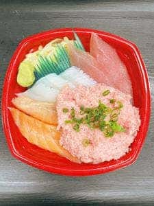 丼丸けんちゃん 緑が丘店