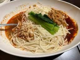 四川家庭料理 楊 八戸