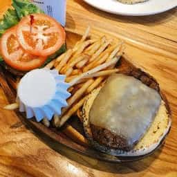 クアアイナ 三井アウトレットパーク ジャズドリーム長島店