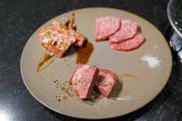 炭火焼肉ChezSim