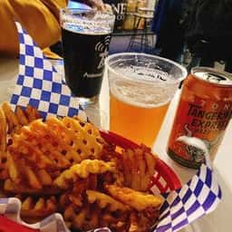 アンテナアメリカ 関内店