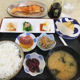 信栄食堂