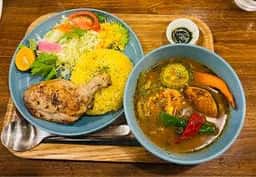 Soup Curry and Chicken Confit SUNSHIN