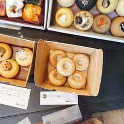 焼き立てフィナンシェ専門店 金犀