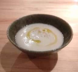 ナチュラルワインと料理 土と木