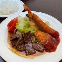 サラダの店 サンチョ 伏見店
