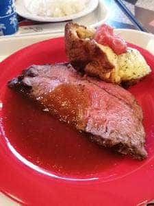 クイーン・オブ・ハートのバンケットホール