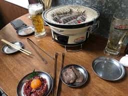 焼肉 モモンジ