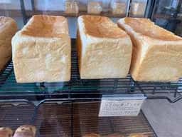 UZOU BREAD&COFFE