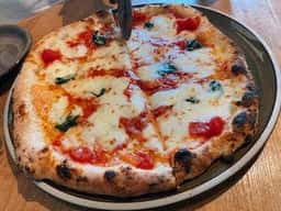 ピソラ 吹田江坂店