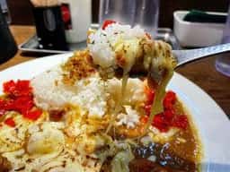 カレーショップ イエロー
