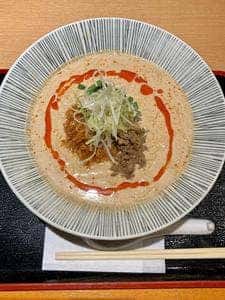 坦々麺 一龍 札幌北1条店