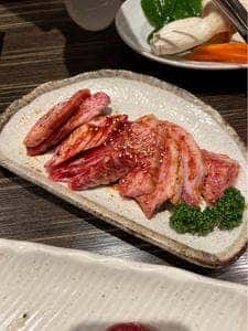 ホルモン焼肉 かめつる