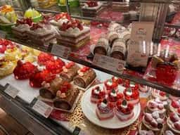 新宿高野 京急上大岡店