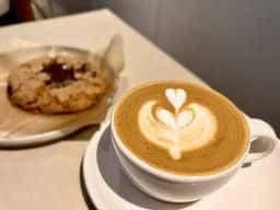 ブルーボトルコーヒー 三軒茶屋カフェ