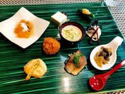 お箸で食べる和ふれんち&カフェ そられ