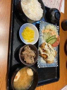 肉豆冨とレモンサワー 大衆食堂 安べゑ 富山駅前店
