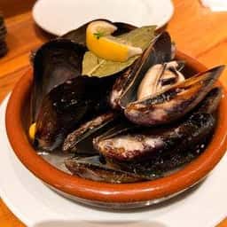 バル デ エスパーニャ ムイ 名古屋