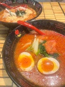元祖トマトラーメン 三味 キャナルシティ博多ラーメンスタジアム店