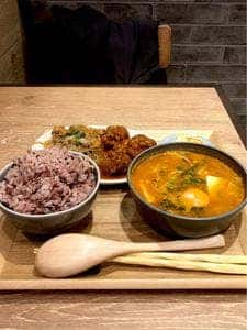 ごはんすすむ by.Komeraku 横浜ポルタ店