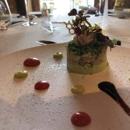 restaurant LE UN 佐原